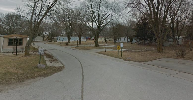 Villa Village: 2404 N 8th St, Red Oak, IA 51566